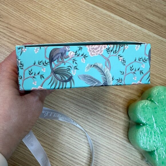 Spongelle Mystic Oud Body Wash Infused Buffer 3.5 Oz 20+ Washes - Picture 6 of 7